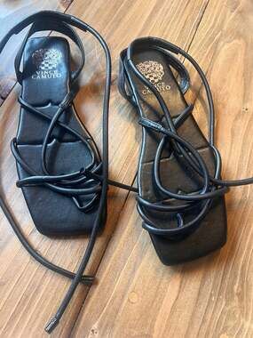 Vince Camuto Alminda Black Leather Lace-Up Flat Sandals Size 8M